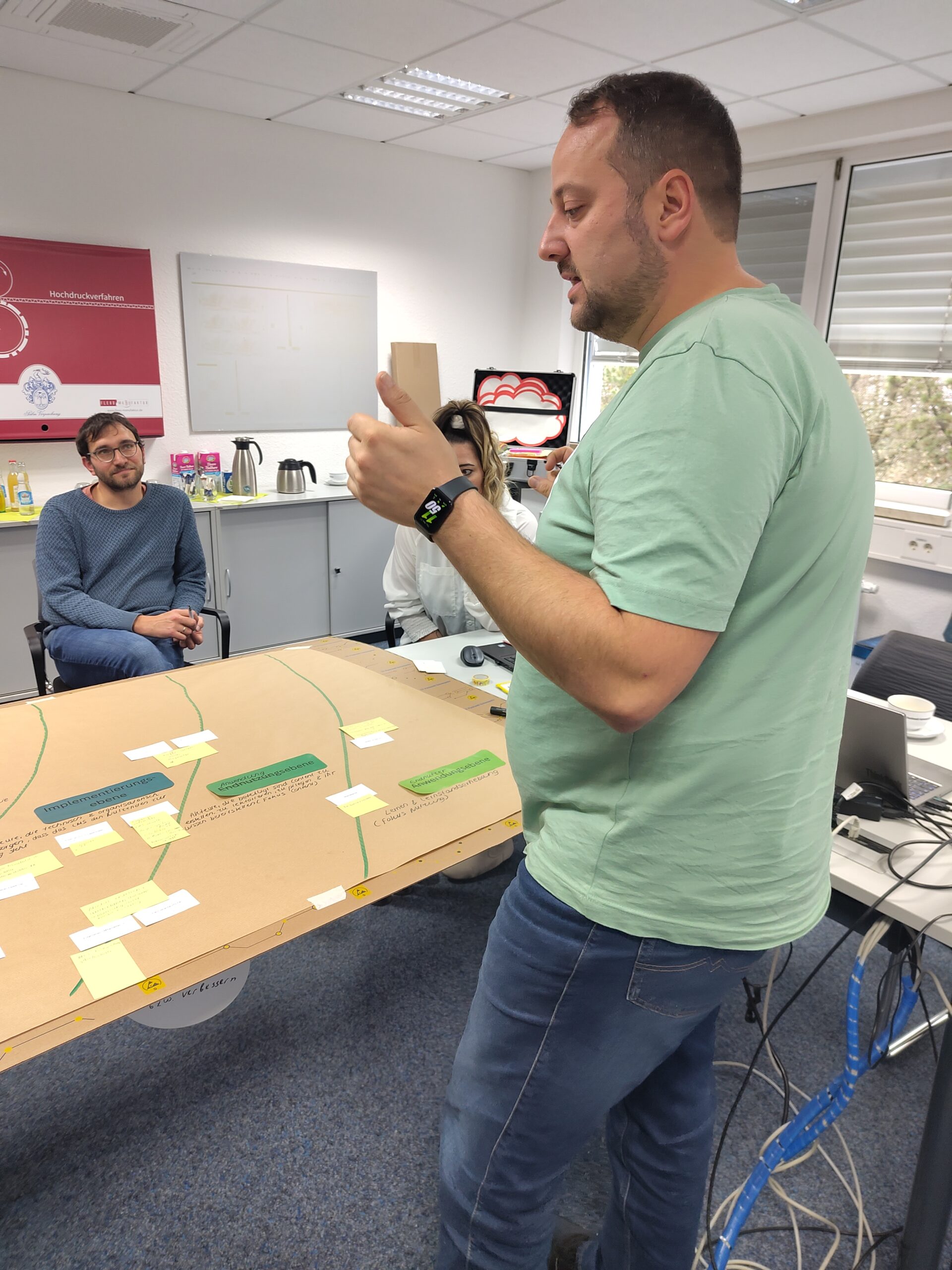 Sascha Seidel koordiniert die LMS-Auswahl gemeinsam mit Vertretern anderer Standorte (©ATB) Sascha Seidel koordiniert die LMS-Auswahl gemeinsam mit Vertretern anderer Standorte (©ATB)